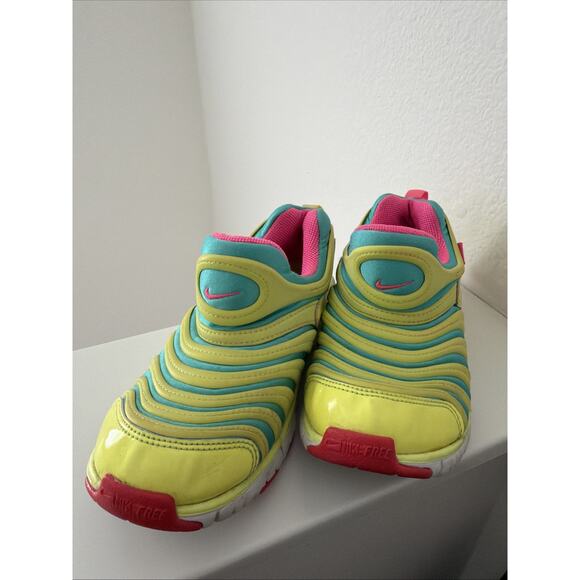 Nike Other - Nike Free Lime Green Pink Teal Kids Preschool Casual Shoes Size 3Y (7-10 yo)